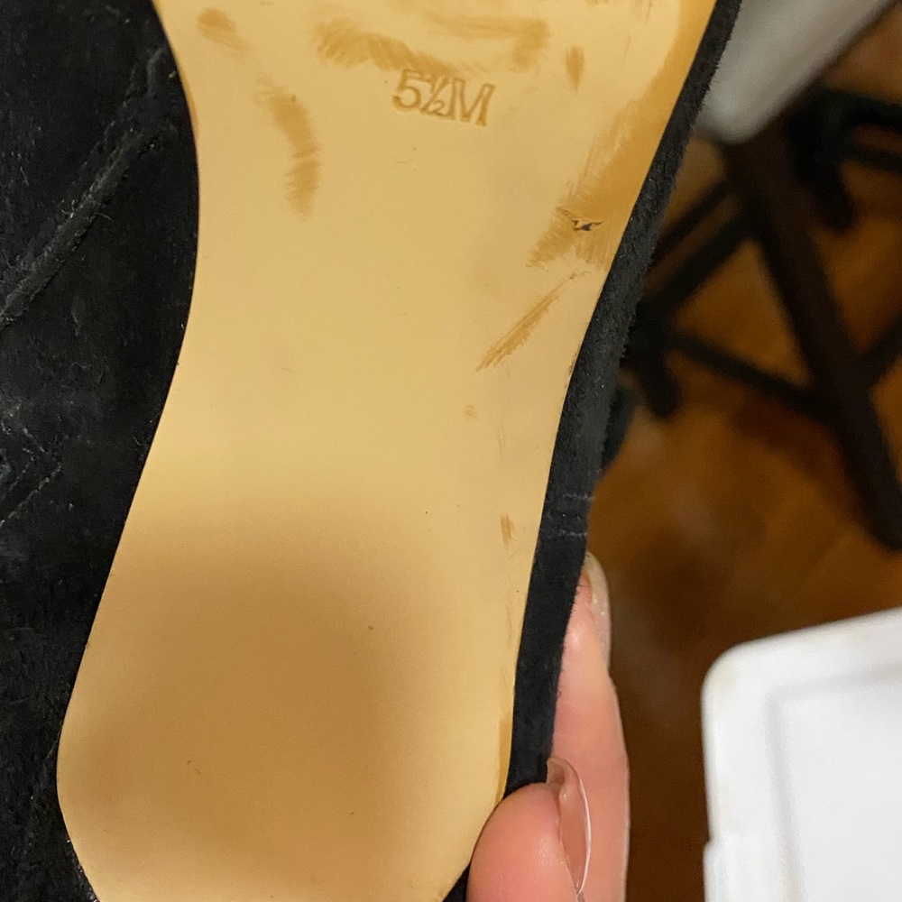 Guess boots